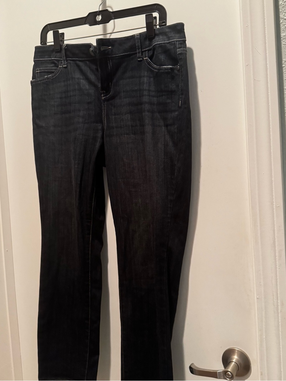 VERA WANG Women's Dark Wash Black Jeans - Classic Slim Fit size 12 straight PS